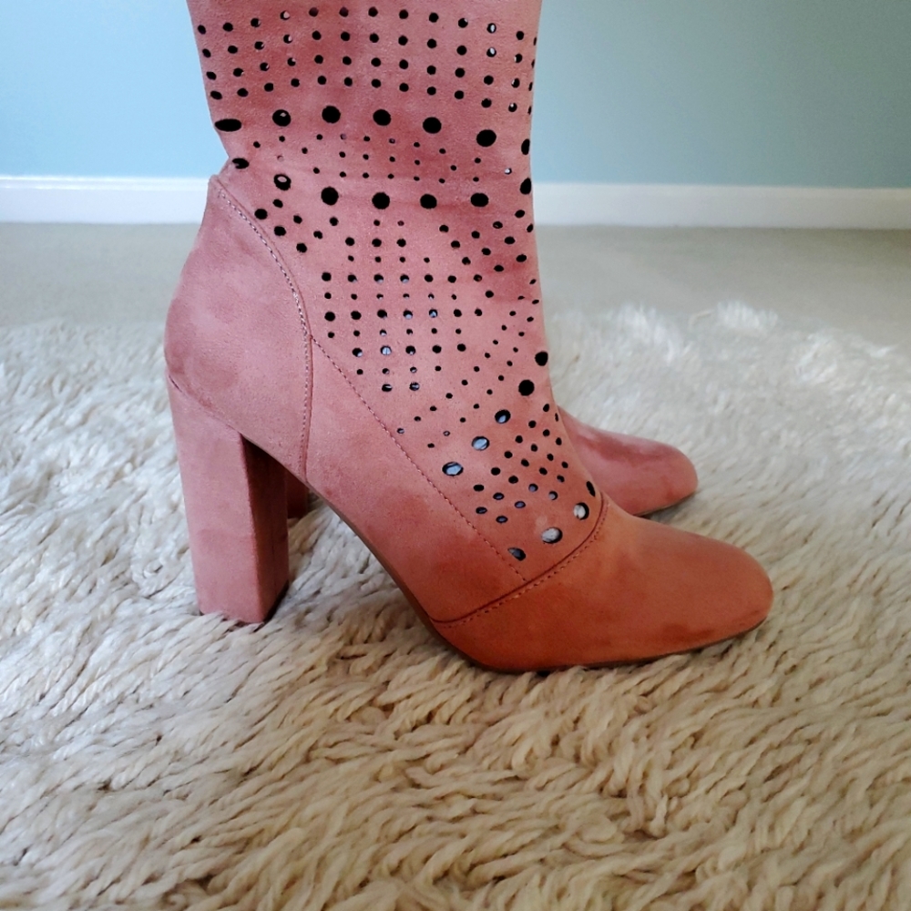 Steve Madden Ennie Rose Suede Cutout Mid Calf Boots, size 10M